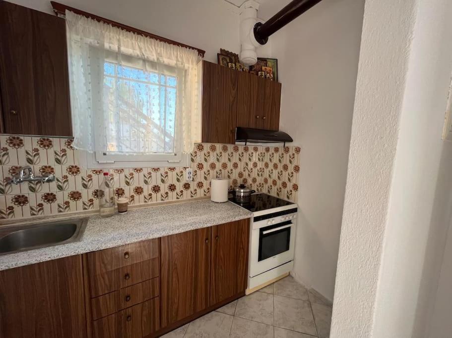 Studio Apartment In Νέα Καρβάλη Εξωτερικό φωτογραφία